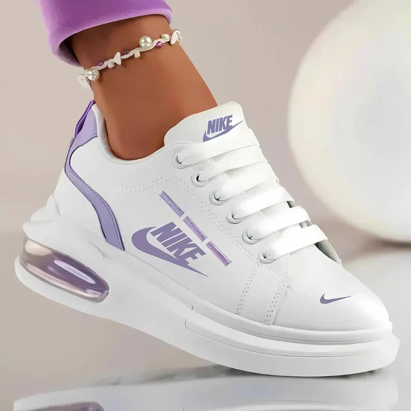 Scarpe alla moda NK